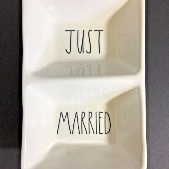 Rae Dunn “JUST MARRIED” Small Divided Dish NEW - Picture 1 of 2